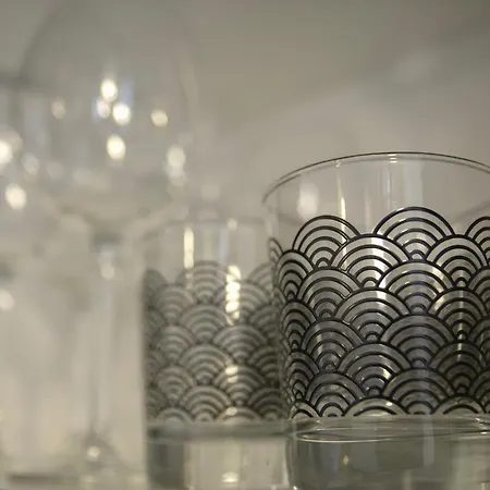 Nuiteejour Centre Jaures * לה מאנש