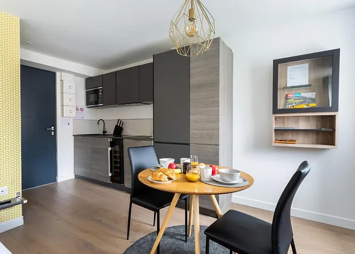 Nuiteejour Centre Jaures Apartament Le Mans