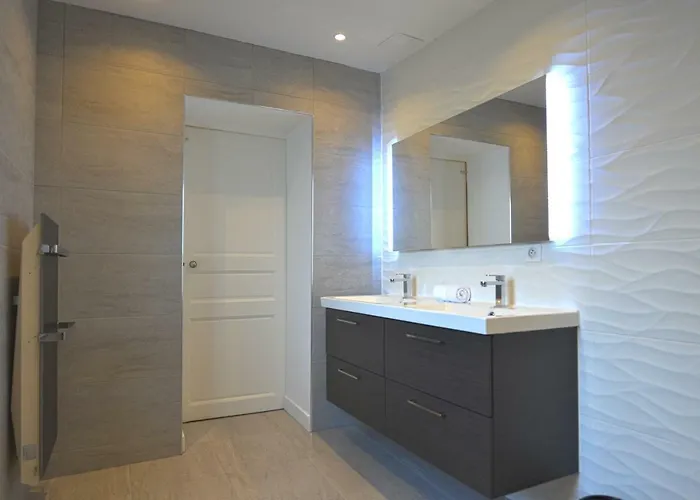 Nuiteejour Centre Jaures *